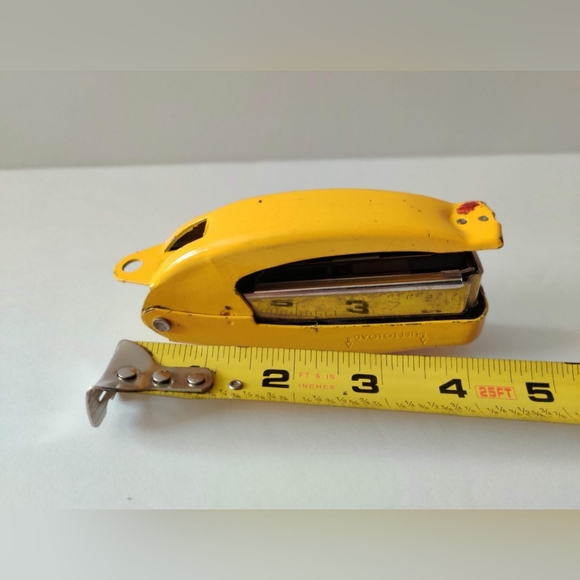 Vintage Swingline Cub Plier Handheld Metal Stapler Yellow - Picture 4 of 4